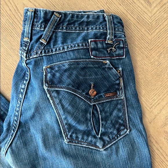 Vigoss - Rivington - Picture 2 of 4